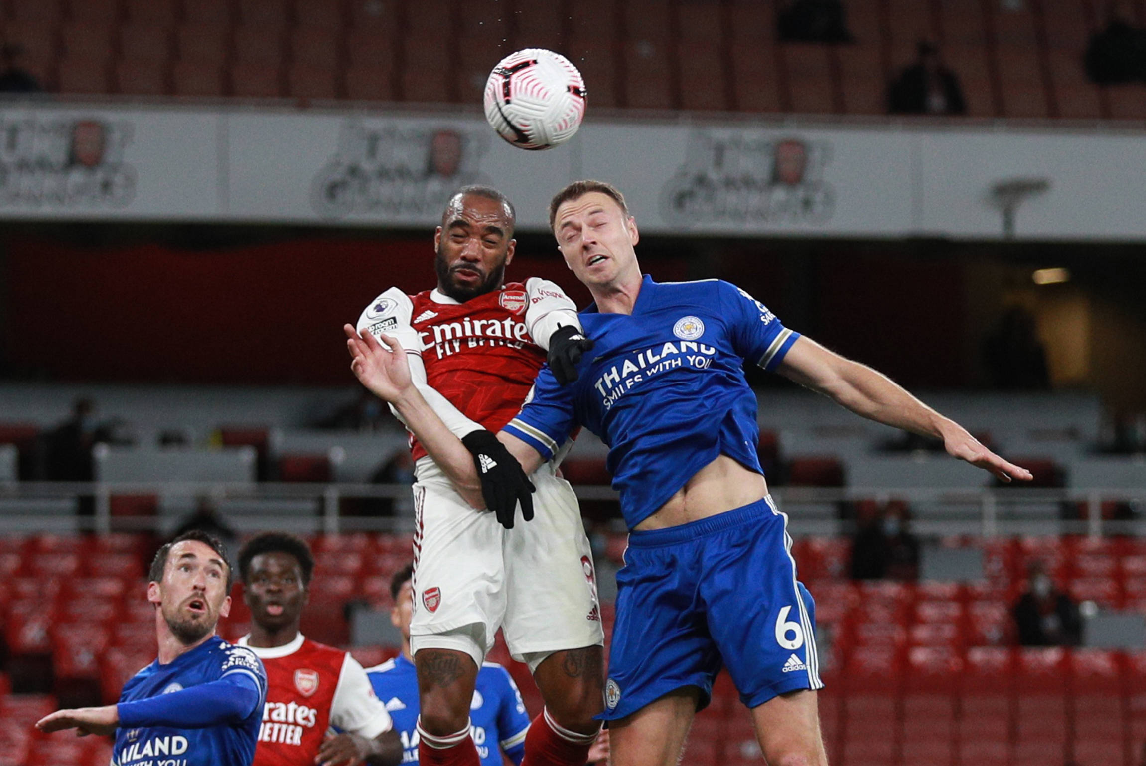 他们依靠精 他们依靠精